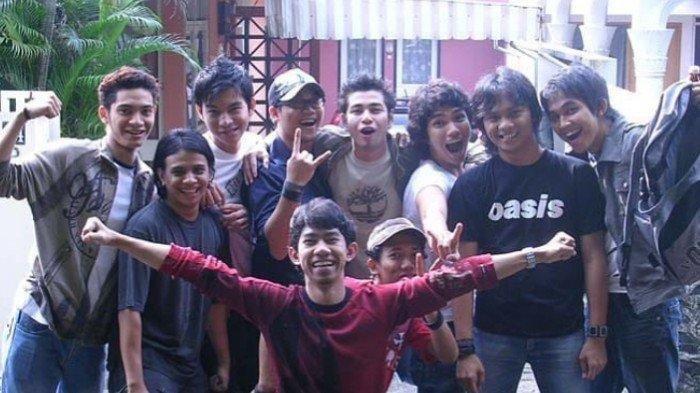 Parasnya susah dikenali, 11 presenter pria saat SMA, Ivan Gunawan disebut mirip Leonardo DiCaprio