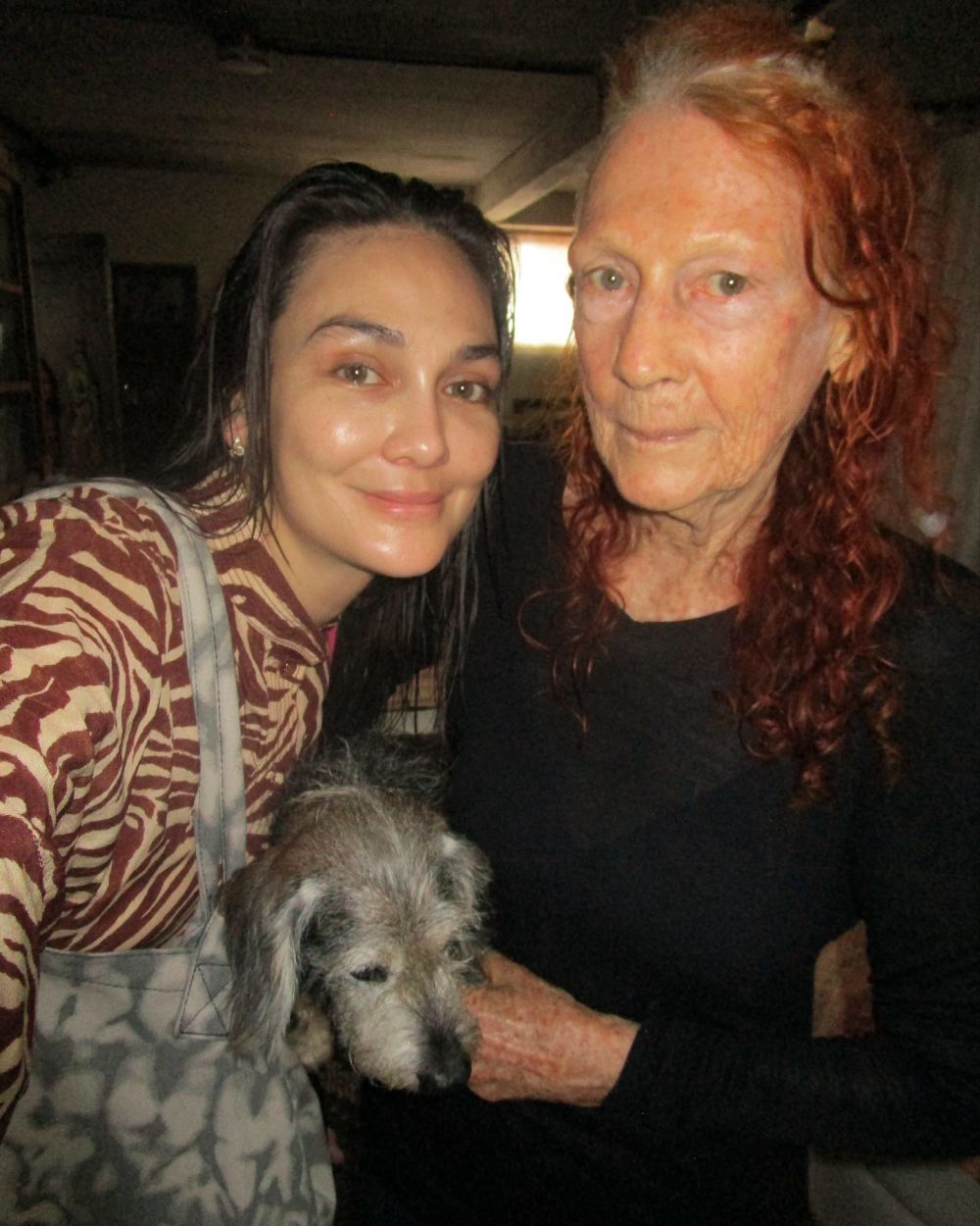 Luna Maya nggak gengsi akui bangga pakai BPJS, biaya operasi sang ibu ratusan juta ditanggung penuh