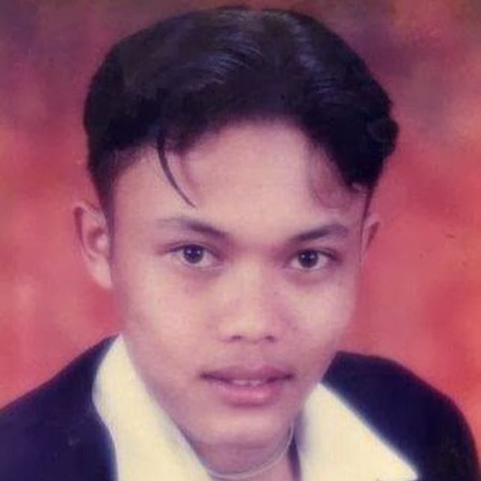 Potret lawas ayah 9 seleb ini dulu artis ganteng, pesona mudanya bikin pangling