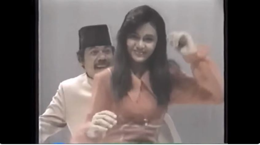 9 Potret Krisdayanti di video klip lagu daerah, paras cantiknya mengingatkan pada Aurel Hermansyah