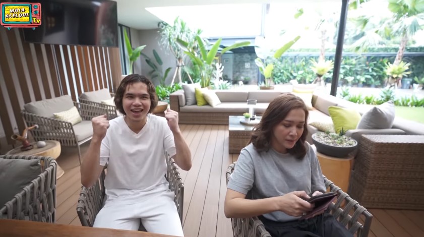 Viral video lawas Dul minta kado ultah ke Maia Estianty berupa transferan duit, nominalnya bikin syok
