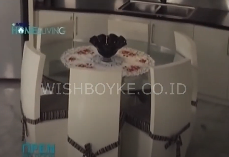 Punya rumah mirip keong, intip 6 cara dr. Boyke menata dapur dibuat melengkung nyambung mini bar