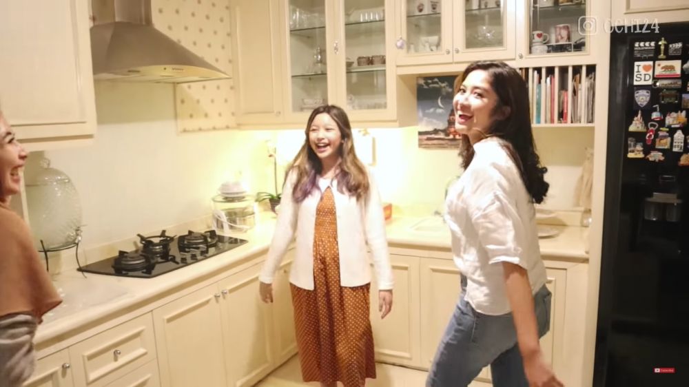 Ruang makannya mewah terinspirasi Madinah, 5 cara Annisa Trihapsari istri Sultan Djorghi menata dapur