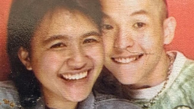 Foto jadul 12 seleb saat pacaran, potret Deddy Corbuzier malah mirip Atta Halilintar