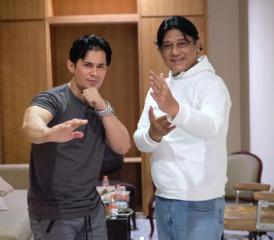 Tetap macho di usia 55 tahun, intip 11 potret terbaru pemeran Prabu Angling Dharma
