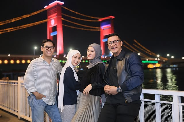 Segera menikah dengan duda anak satu, 9 potret kedekatan selebgram Clara Shinta dengan Alexander Asad