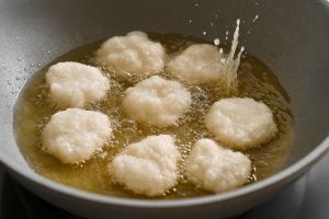 Bongkar trik penjual cireng menggoreng tanpa meledak yang wajib kamu coba di rumah