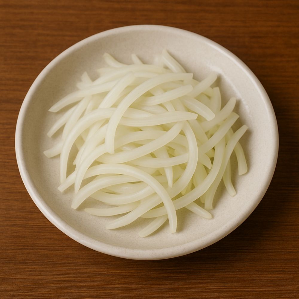 Stop asal potong! Kenali 5 jenis potongan bawang bombay dan masakan yang cocok biar nggak gagal