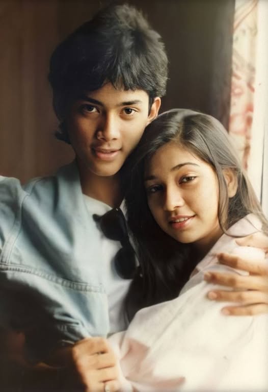 Potret 11 pasangan seleb hits era 70-an dan 80-an, ada yang nikah hingga maut memisahkan