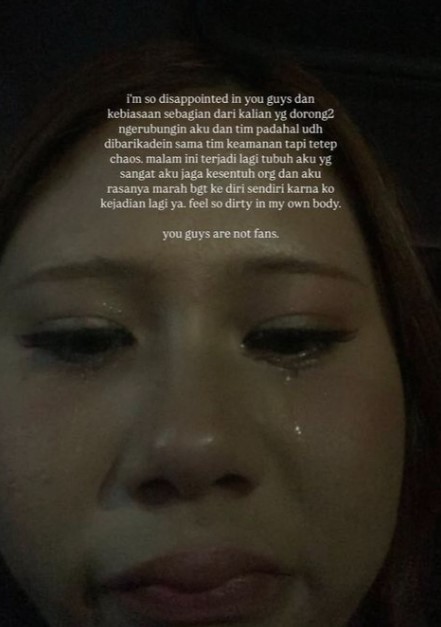 Nadin Amizah menangis usai ngaku alami pelecehan lagi saat manggung, curhatannya jadi sorotan