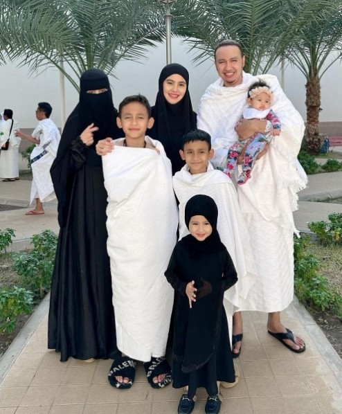 Usai umrah, Kartika Putri hamil anak ketiga, Habib Usman cerita soal rencana anak banyak