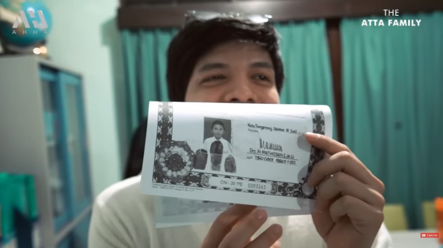 Wajah polos Thariq Halilintar manglingi, intip potret lawas 11 seleb saat masih SMP