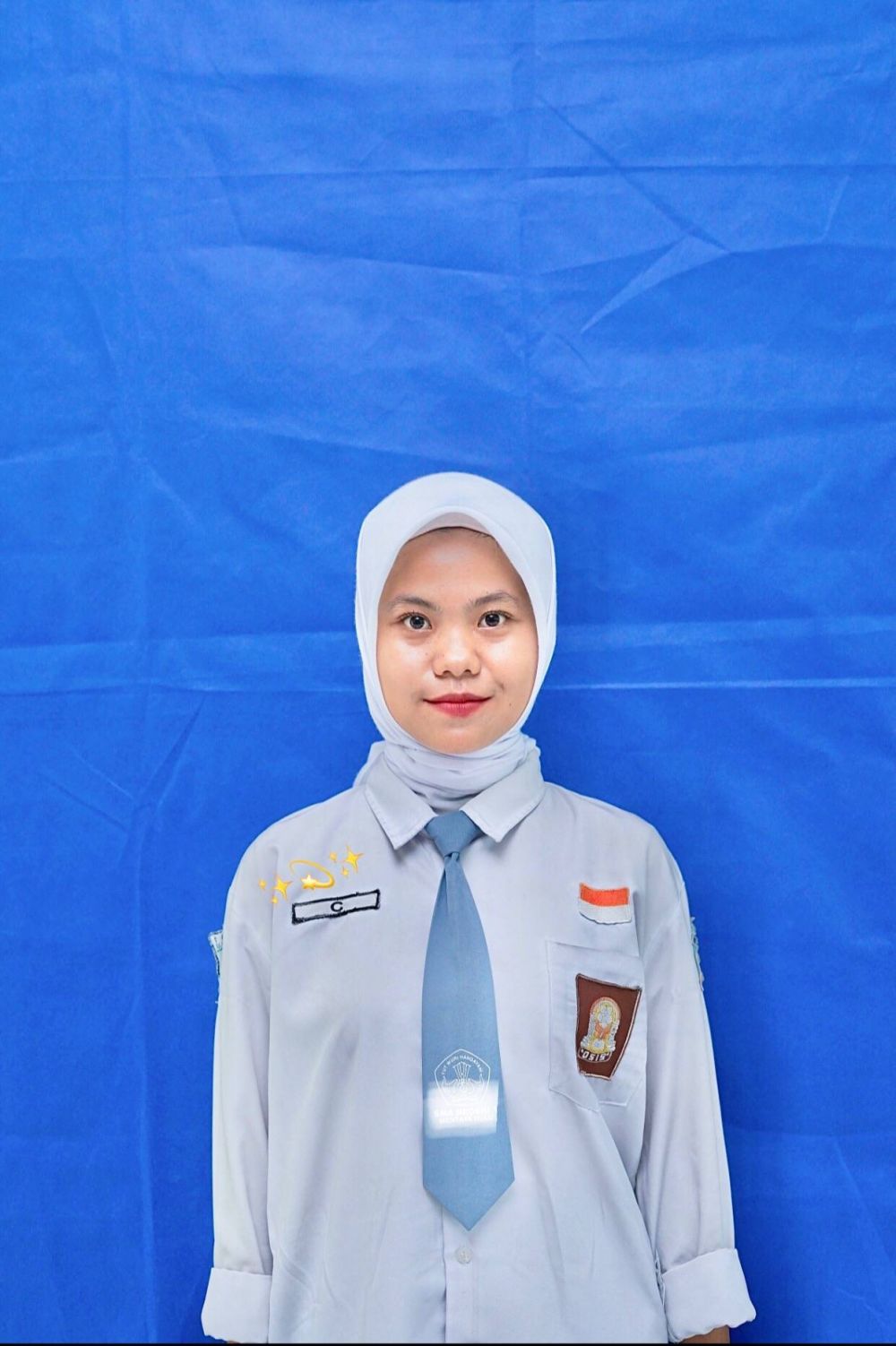 Wanita ini spill namanya yang cuma satu huruf, bikin netizen melongo sekaligus bingung