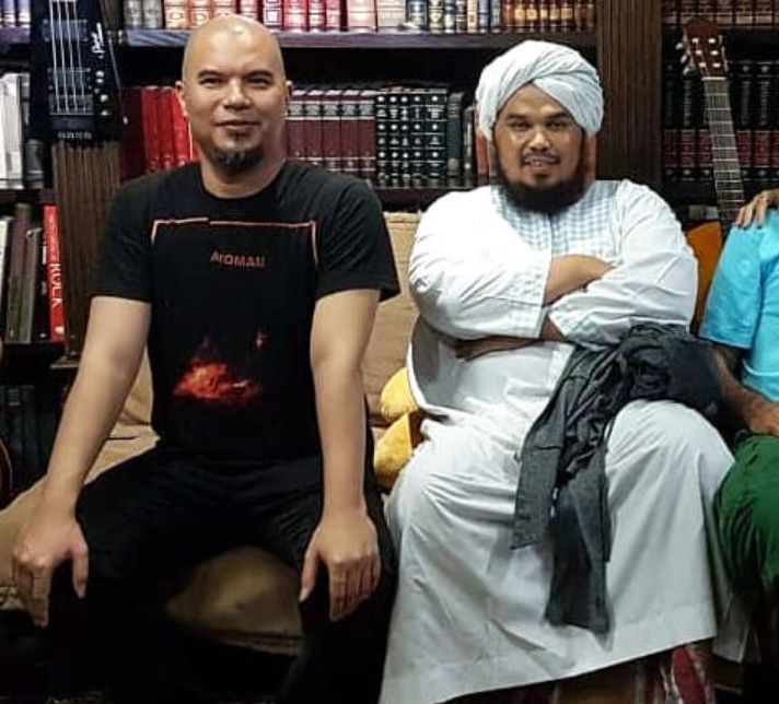 Ustaz Derry Sulaiman minta Ahmad Dhani berhenti unggah konten tentang Maia Estianty, ini alasannya