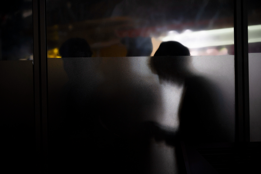 7 Fakta kasus meninggalnya diplomat Kemlu di kamar kos, kepala terbalut lakban 