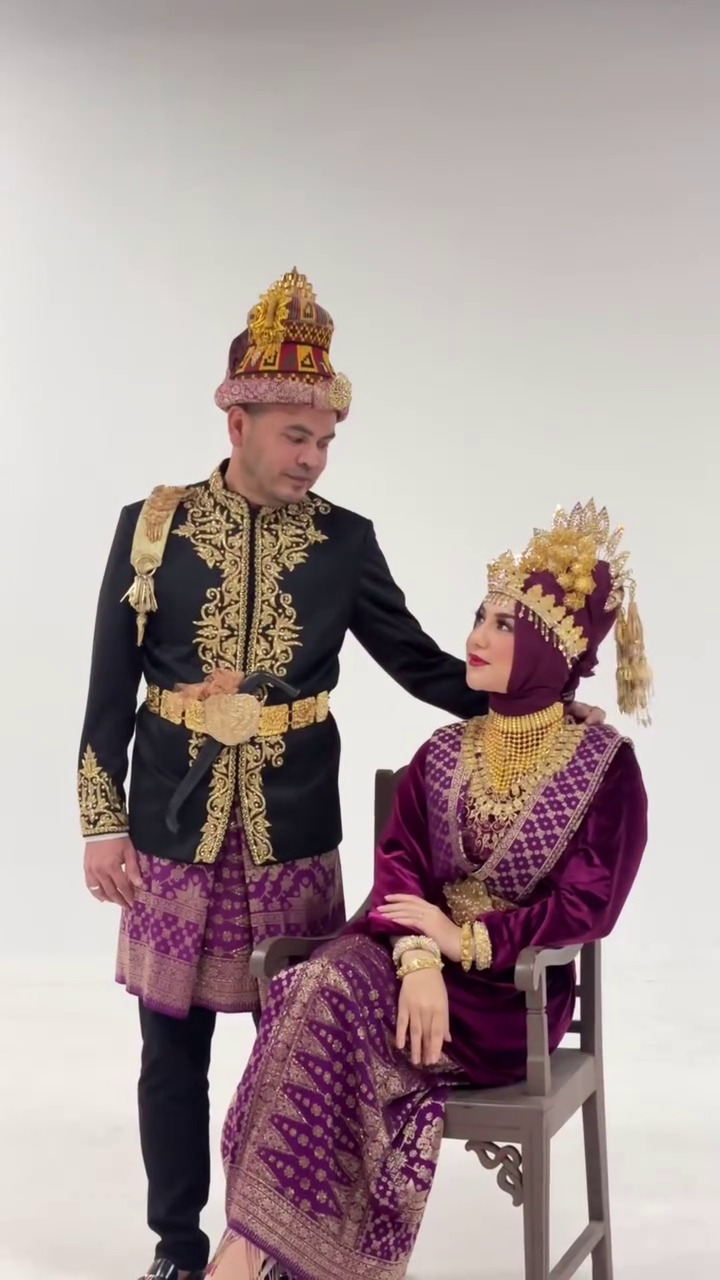 9 Potret Irish Bella dan Haldy Sabri jalani pemotretan keluarga, kompak dengan kedua putri sambungnya