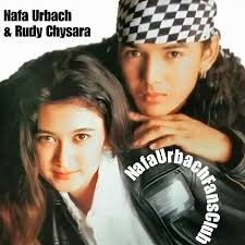 Rupawan di kala muda, ayah Glenca Chysara dulu penyanyi rock 90-an, intip 11 potret lawasnya