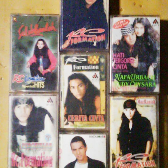 Rupawan di kala muda, ayah Glenca Chysara dulu penyanyi rock 90-an, intip 11 potret lawasnya