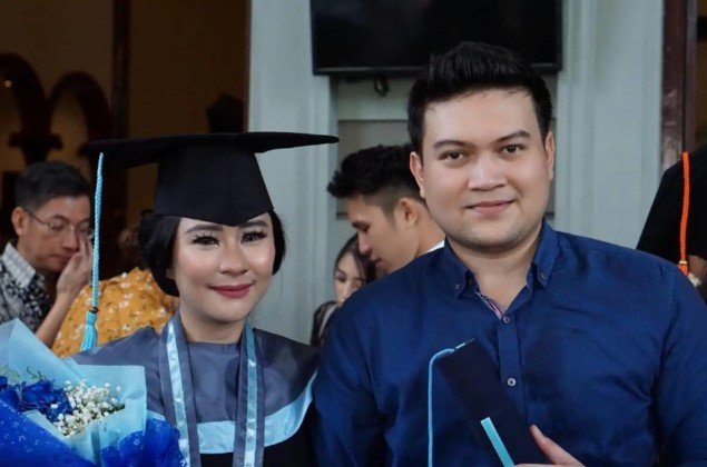 Gugat cerai suami usai diduga lakukan KDRT, ini 7 perjalanan cinta Chikita Meidy dengan Indra Adhitya