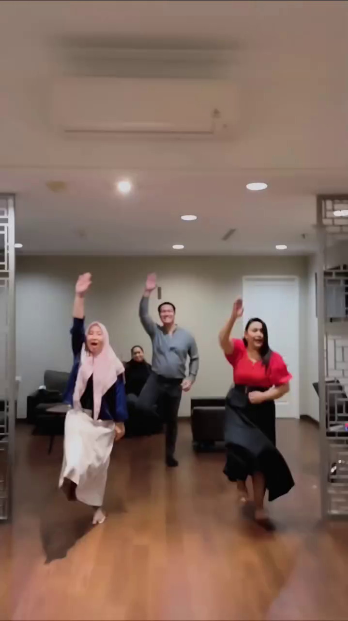 Reunian usai 21 tahun debut, 9 momen alumni AFI 2 saat ngumpul bareng ini bikin nostalgia