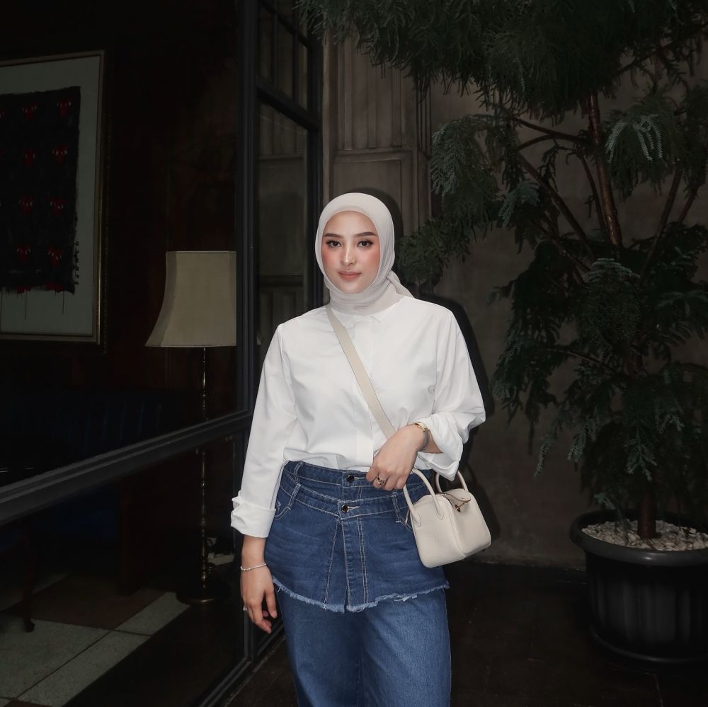 Harta tak bersisa usai suami dipenjara, 11 potret terbaru Dinan Fajrina usai Doni Salmanan dipenjara