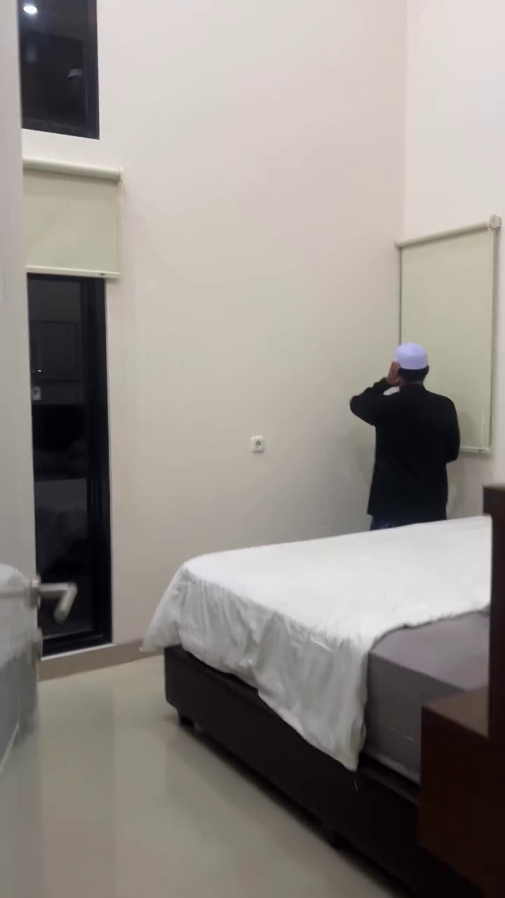 9 Potret rumah Bunda Corla kado dari Ivan Gunawan usai direnovasi, dapur mungil pol tapi compact