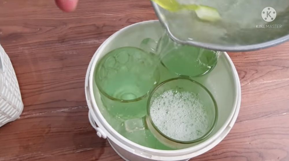 Bye-bye gelas butek! Simak trik jitu bikin gelas kaca auto bening seperti baru