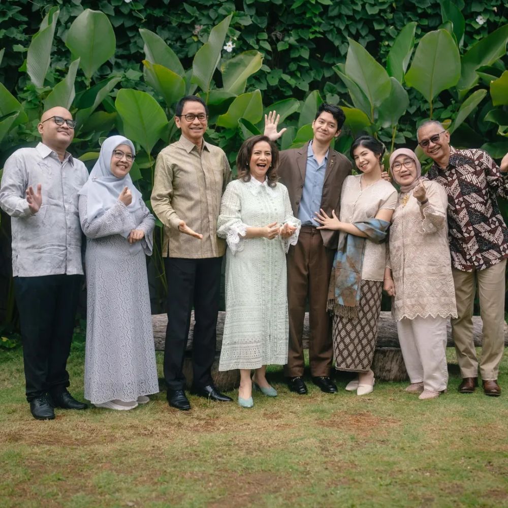 11 Momen lamaran Tristan Juliano anak Addie MS, digelar intimate dan sederhana bersama keluarga