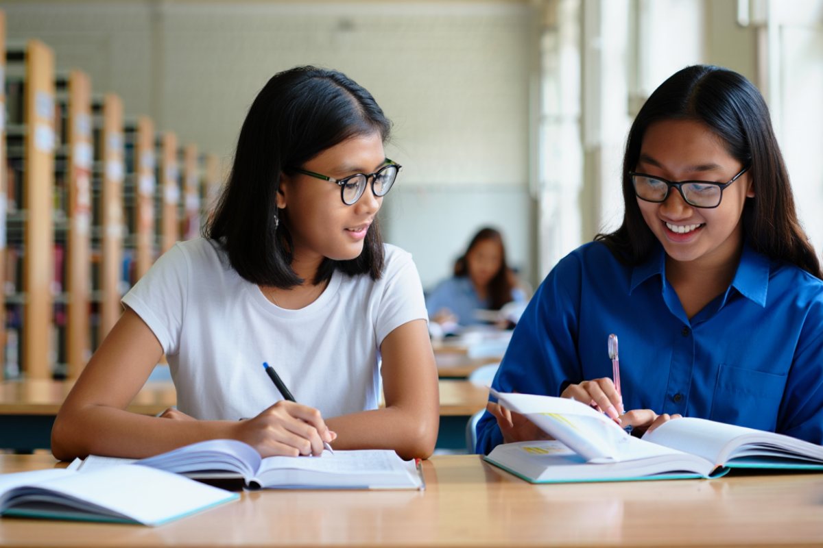 Biar variatif, ini 17 sinonim dari kata reguler yang bikin tulisan lebih kaya makna