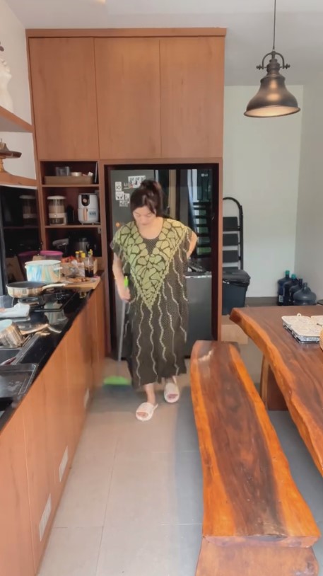 Bikin emak-emak mupeng, ini 8 cara Glenca Chysara menata dapur perabotannya rapi pol