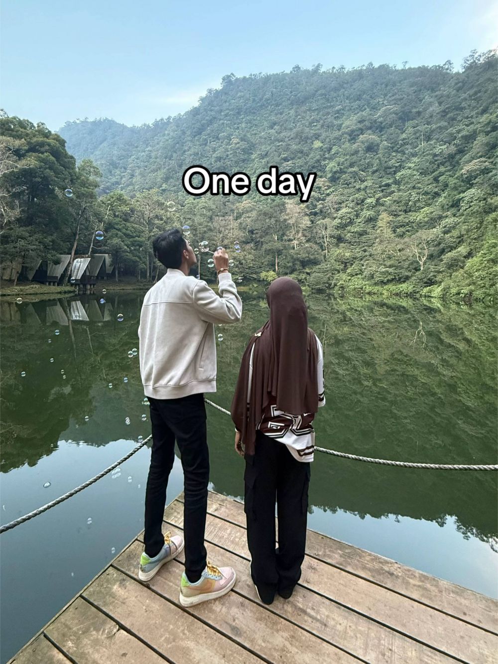 Ikuti tren Day One di TikTok, Ria Ricis spill awal obrolannya dengan Evan WMD, ini isinya