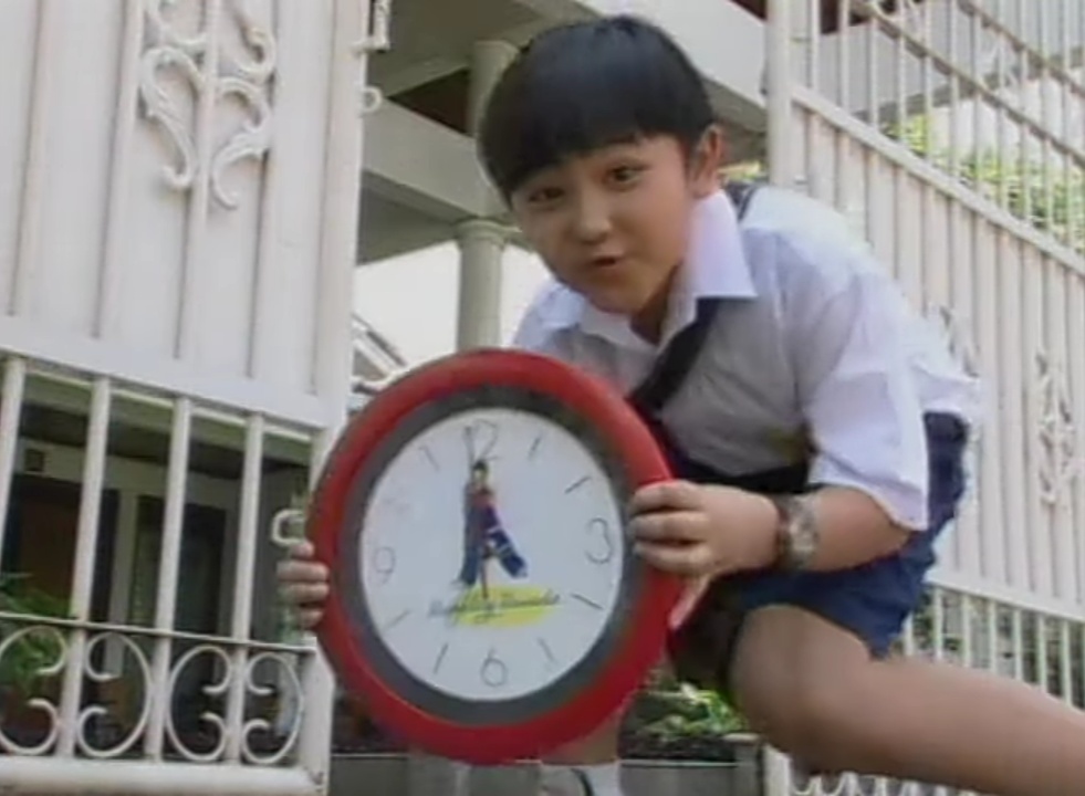 Putuskan jadi wanita tanpa operasi plastik, ini 11 potret transformasi Dena Rachman mantan artis cilik