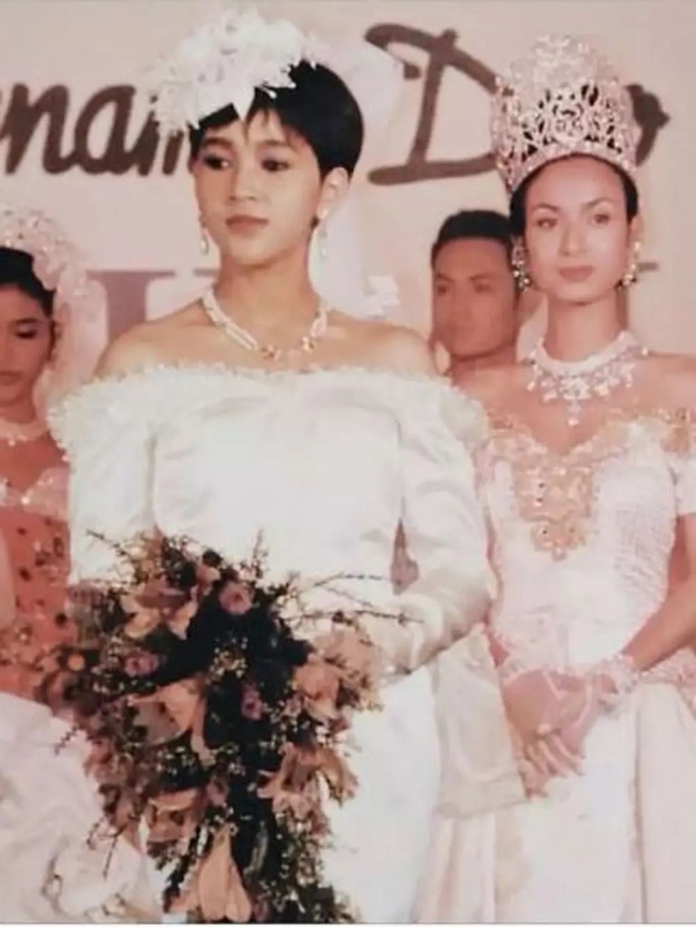 Ibunda Tasya Farasya cantiknya awet, potret masa muda ibu 9 seleb ini dipuji bak barbie