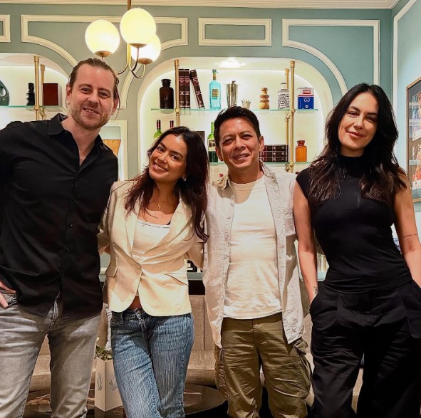 Ariel NOAH bikin heboh fans usai kepergok foto bareng Sophia Latjuba, tanda CLBK?