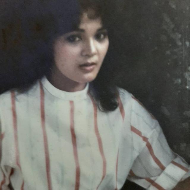 Langganan peran antagonis ini dulunya model, intip 9 potret cantik masa mudanya