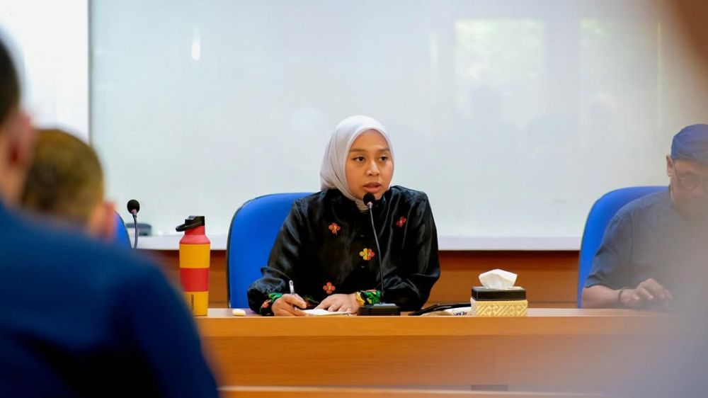 Profil sosok suami pertama Putri Karlina istri Maula Akbar anak Dedi Mulyadi, diduga pengusaha