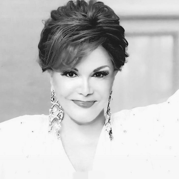 Connie Francis penyanyi Pretty Little Baby viral di TikTok meninggal di usia 87 tahun