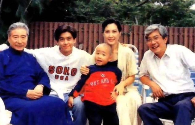 Usia setengah abad gaya masih bak ABG, begini 11 potret lawas Jimmy Lin perpaduan ganteng dan imut