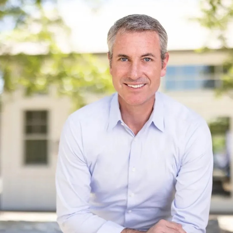 5 Fakta CEO Andy Byron yang diduga terciduk selingkuh di konser Coldplay, sampai Chris Martin komen