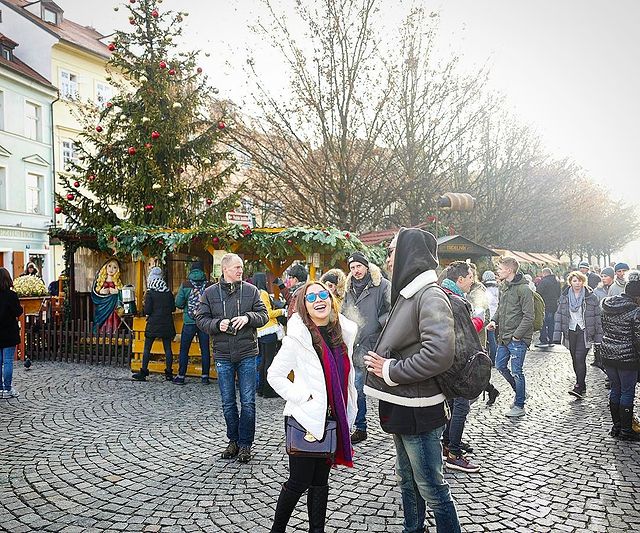 Jadi couple goals buat Gen Z, ini 8 potret lawas Nikita Willy dan Indra Priawan ini bikin salah fokus