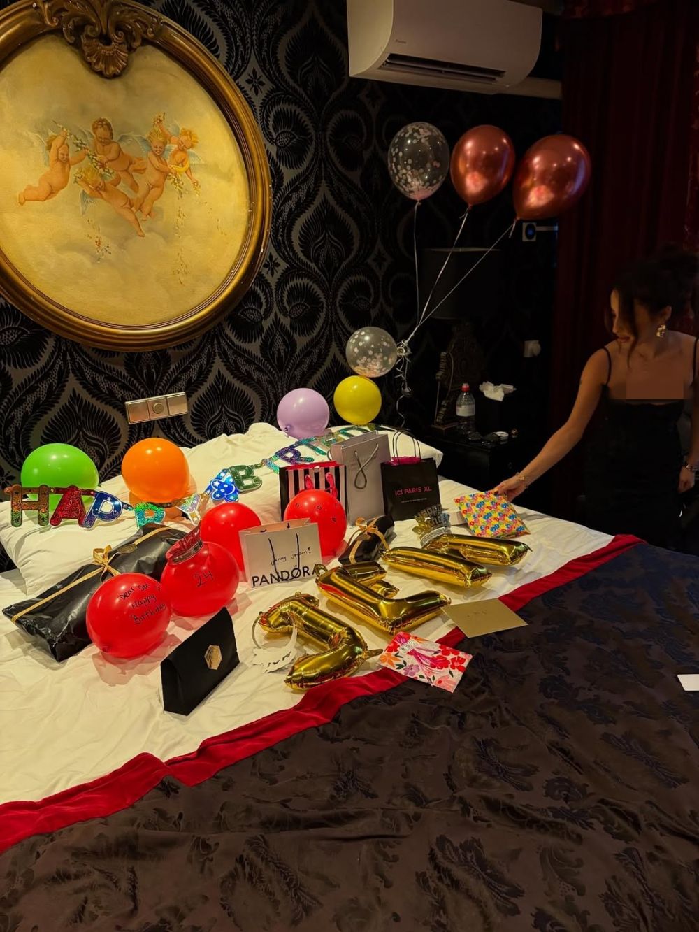 9 Potret momen ulang tahun Jennifer Coppen dirayakan bersama Justin Hubner, bak keluarga kecil