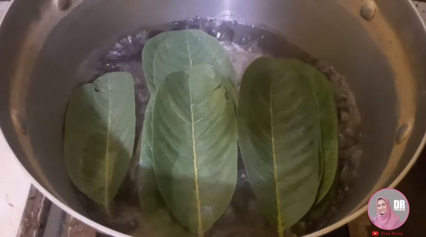 Rahasia iga sapi empuk juicy: Cuma butuh daun ini biar nggak bau prengus