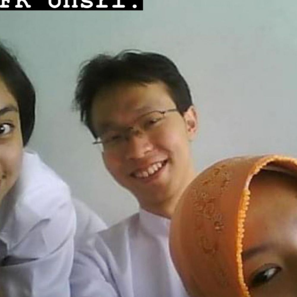 Bisnisnya sukses punya saldo miliaran, 11 potret lawas Richard Lee sebelum tenar ini bikin pangling