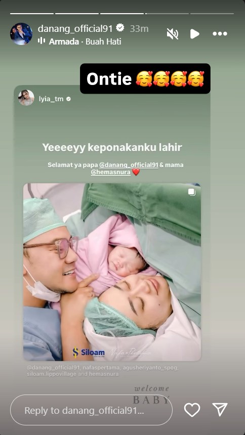 Penantian 3 tahun berbuah manis, ini 7 potret momen kelahiran anak pertama Danang DA dan istri