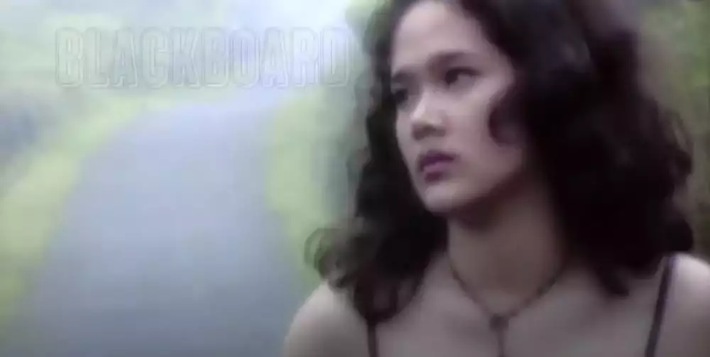 Mulan Jameela disebut mirip Dul Jaelani, ini potret lawas 9 seleb era 90-an saat jadi model video klip