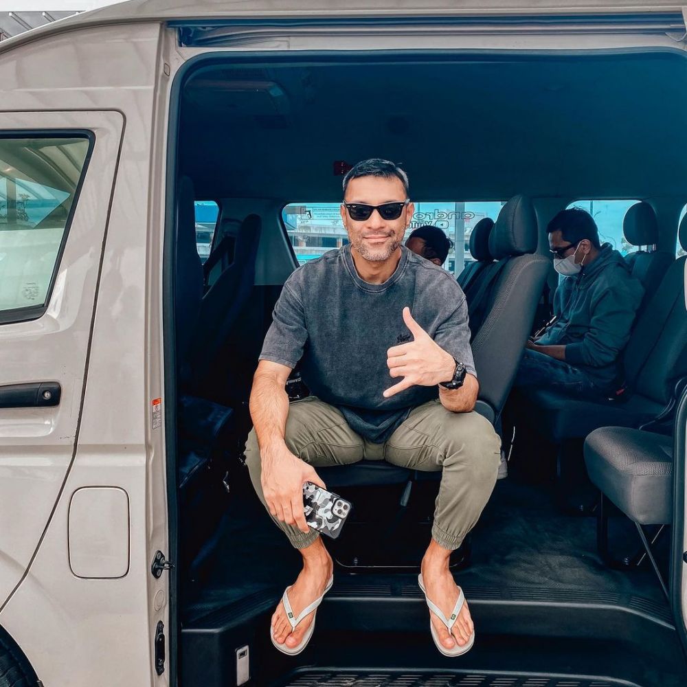 Sosok Arjuna di Jin dan Jun ini masih betah melajang di usia 43 tahun, begini 11 potret terbarunya