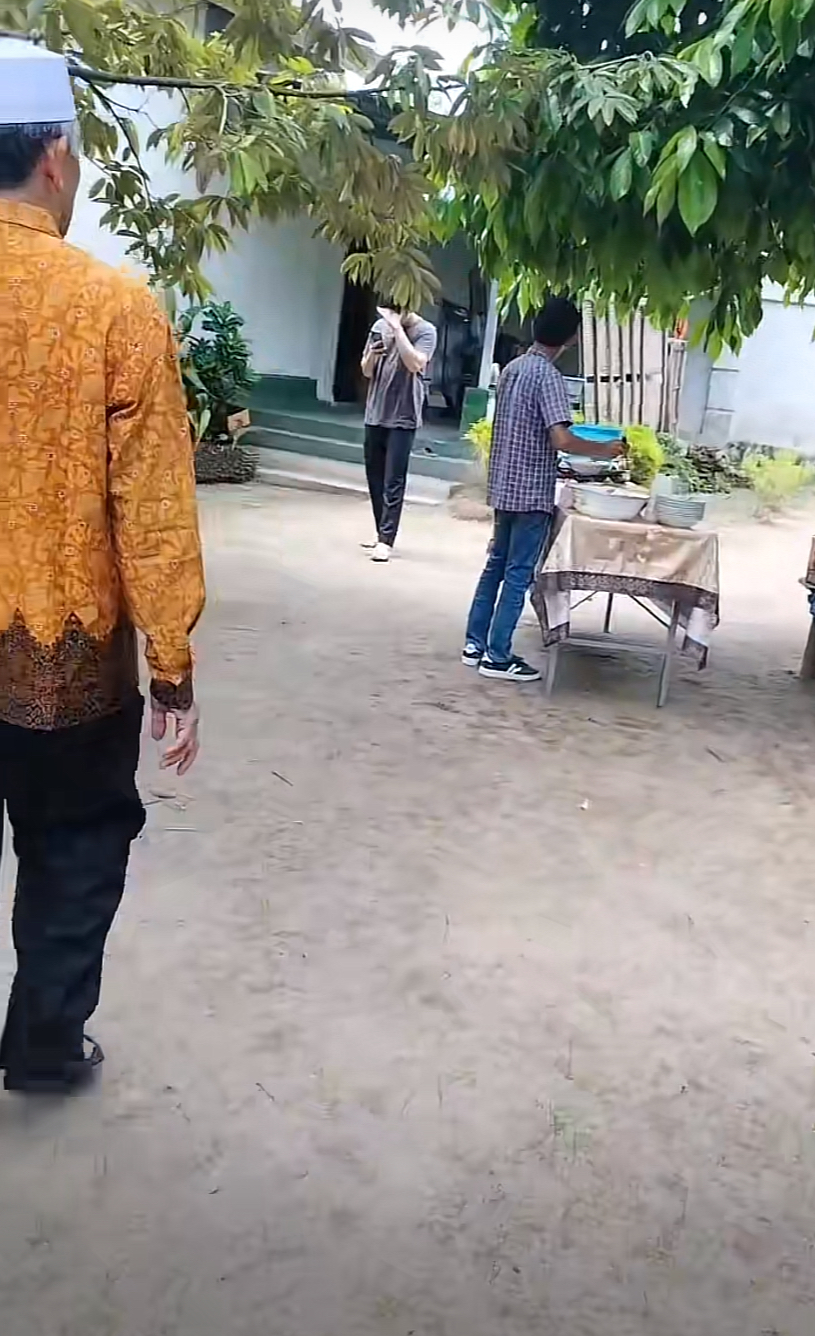 Rumah kampung halaman sederhana, ini 6 cara Angga Yunanda menata hunian di Lombok, asri ada gazebonya