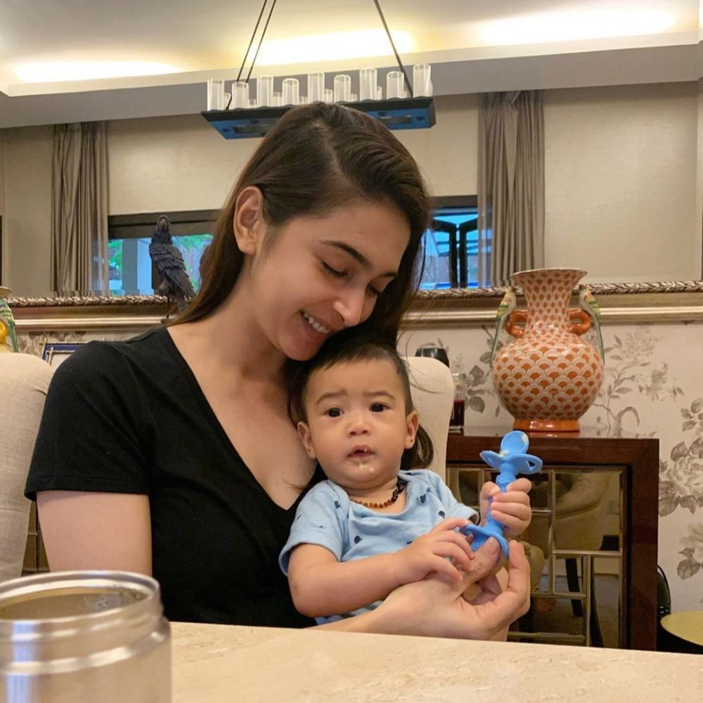 Pesinetron cantik sekaligus finalis Gadis Sampul ini pilih jadi IRT, ini 11 potretnya bareng anak