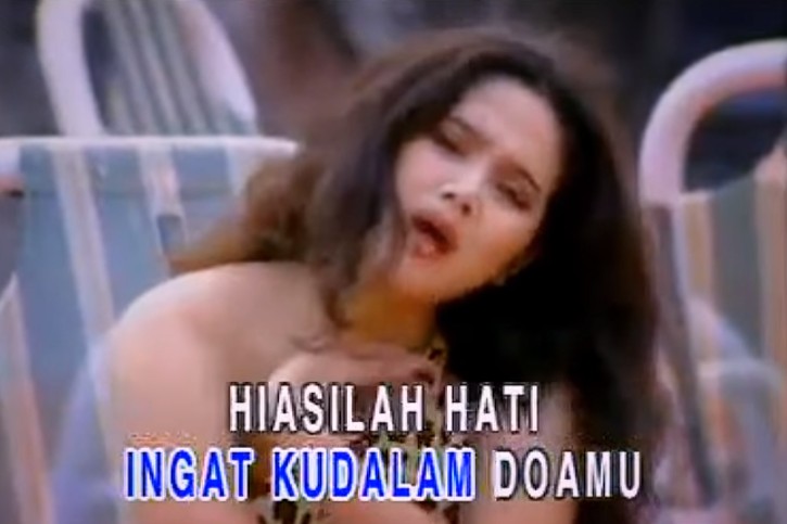 7 Potret lawas Mulan Jameela cover lagu Siti Nurhaliza, wajahnya beda banget dengan sekarang