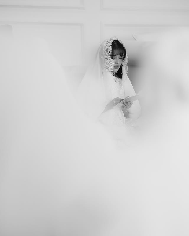  11 Potret Ikke Nurjanah gelar pengajian pernikahan Adira Kania, penuh kedamaian didampingi Aldi Bragi